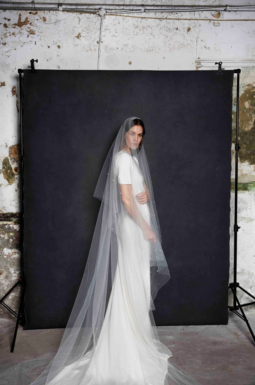 4.5 Pearl Perimeter Veil - Two Tier