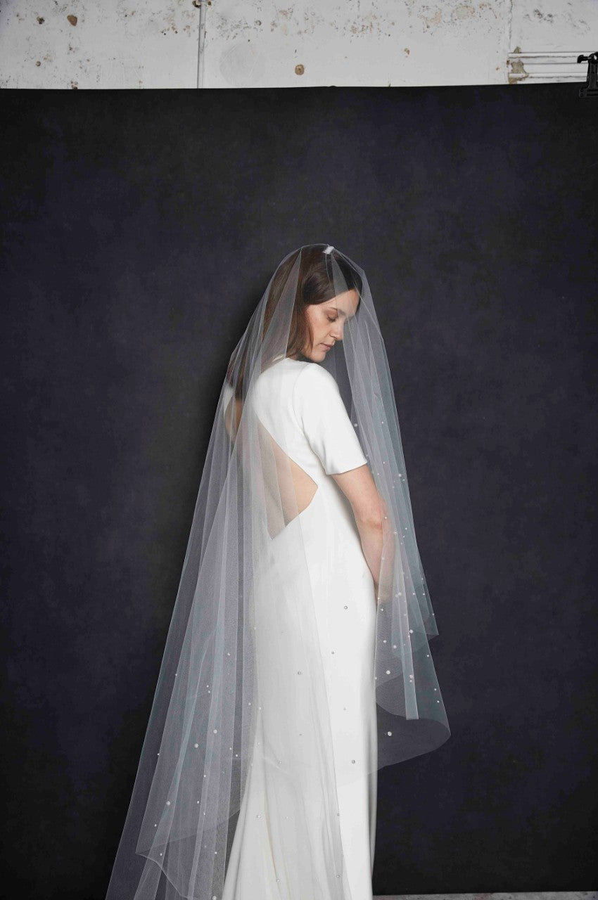 4.5 Pearl Perimeter Veil - Two Tier