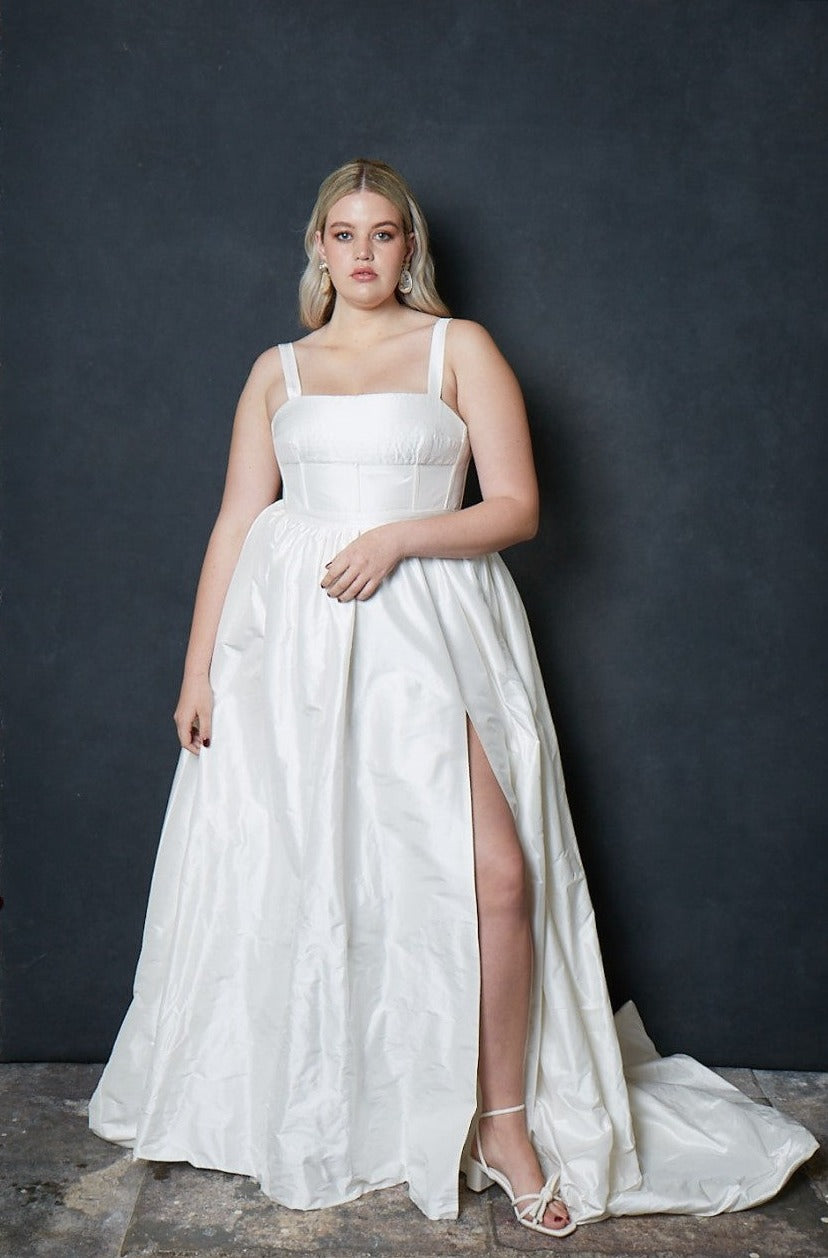 2.9A Blanca Gown