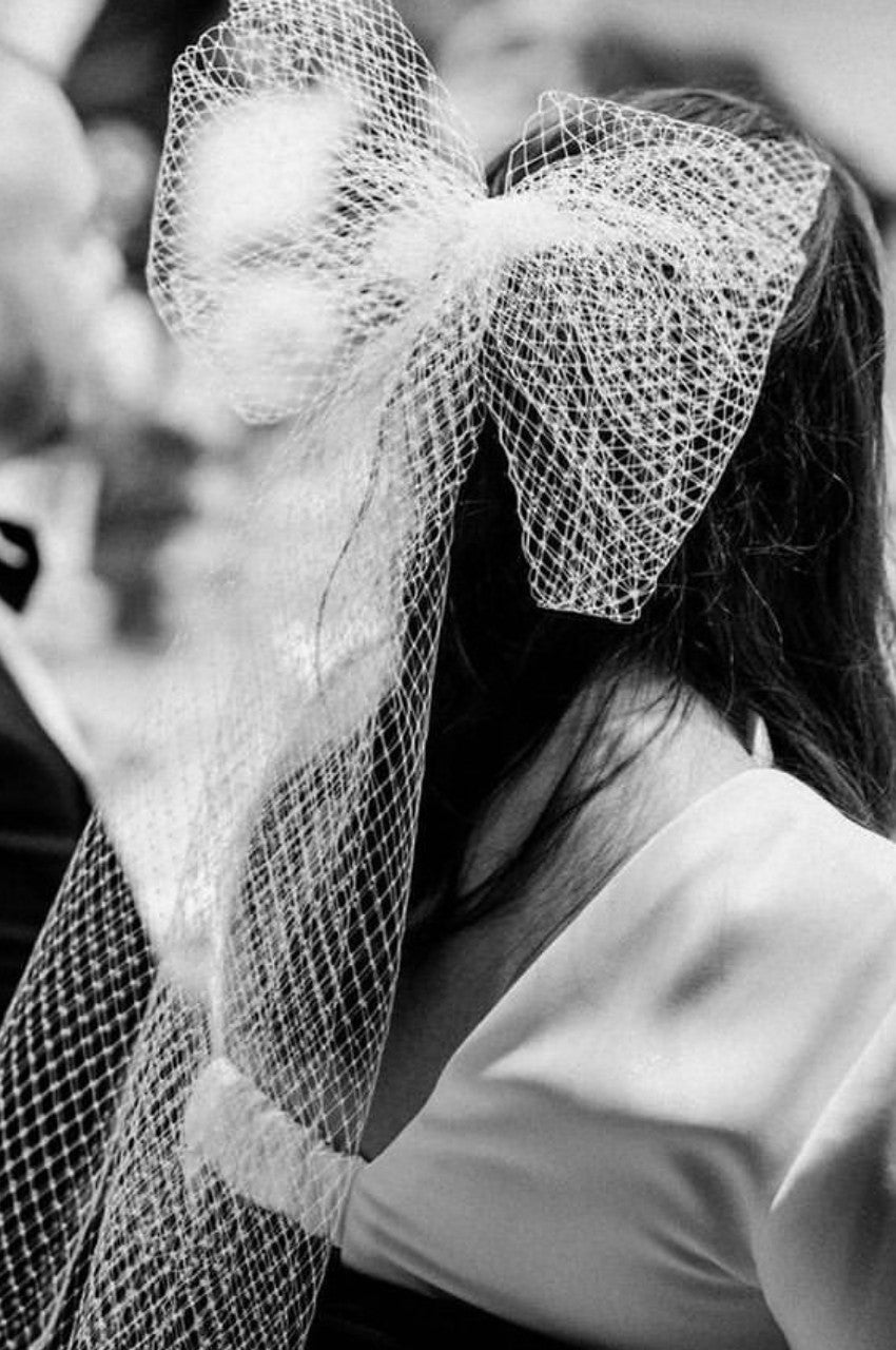 7.4 Fine Netted Bow Sample