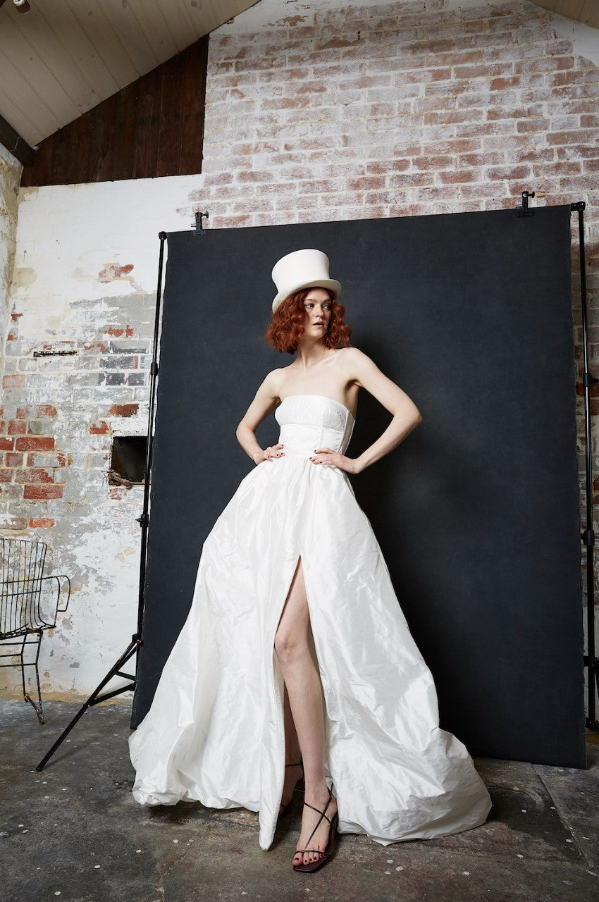 2.9C Blanca Gown - Strapless