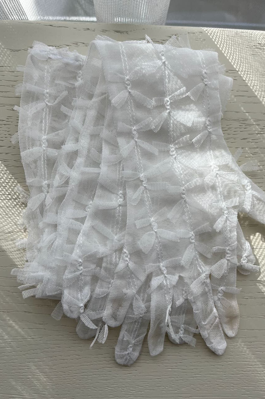 7.26 Rumi Gloves Sample
