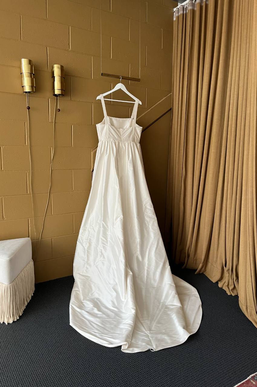 2.9A Blanca Gown Sample (AU 16)