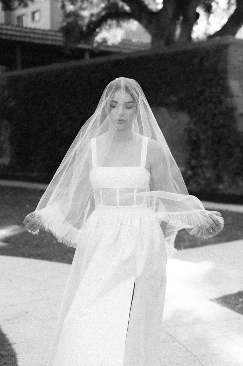 4.18 Ruched Tulle Veil - Circular Cut