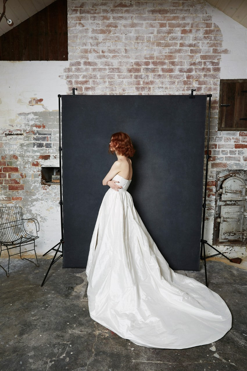 2.9C Blanca Gown - Strapless