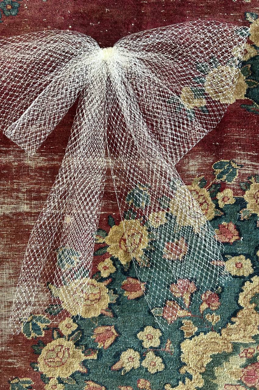 7.4 Fine Netted Bow Sample