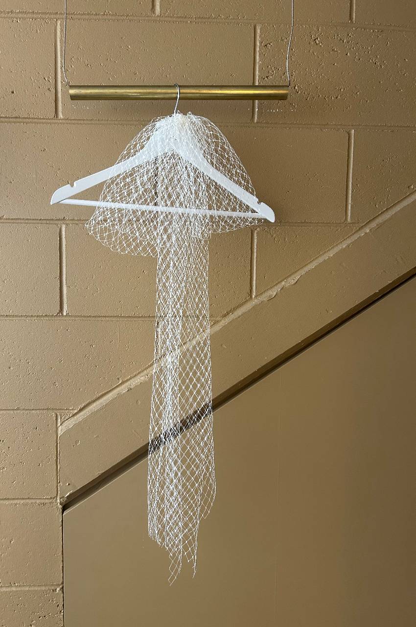 7.5 Large Netted Bow Sample