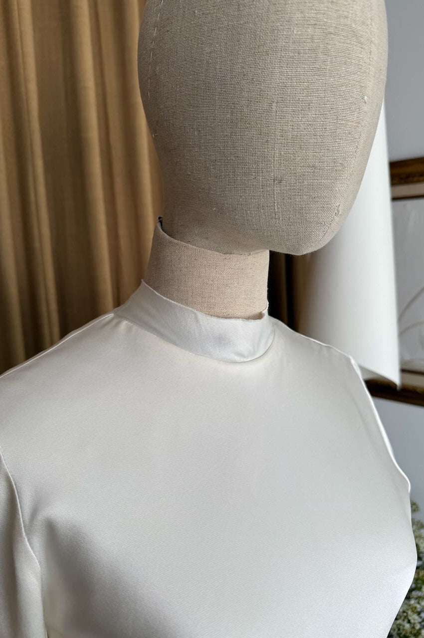 6.1 Sustainable Gown Sample (AU 10)