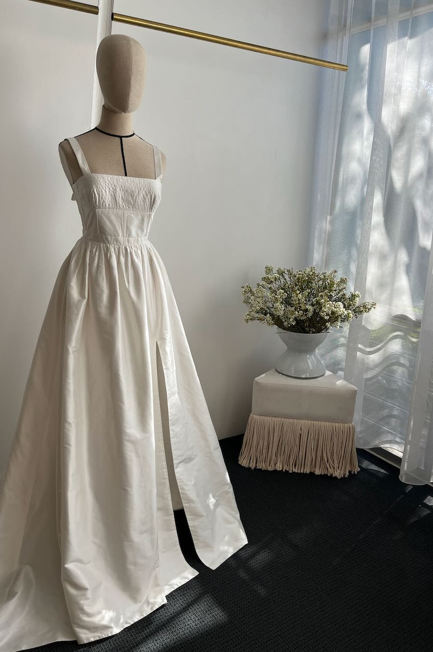 2.9A Blanca Gown Sample (AU 10)