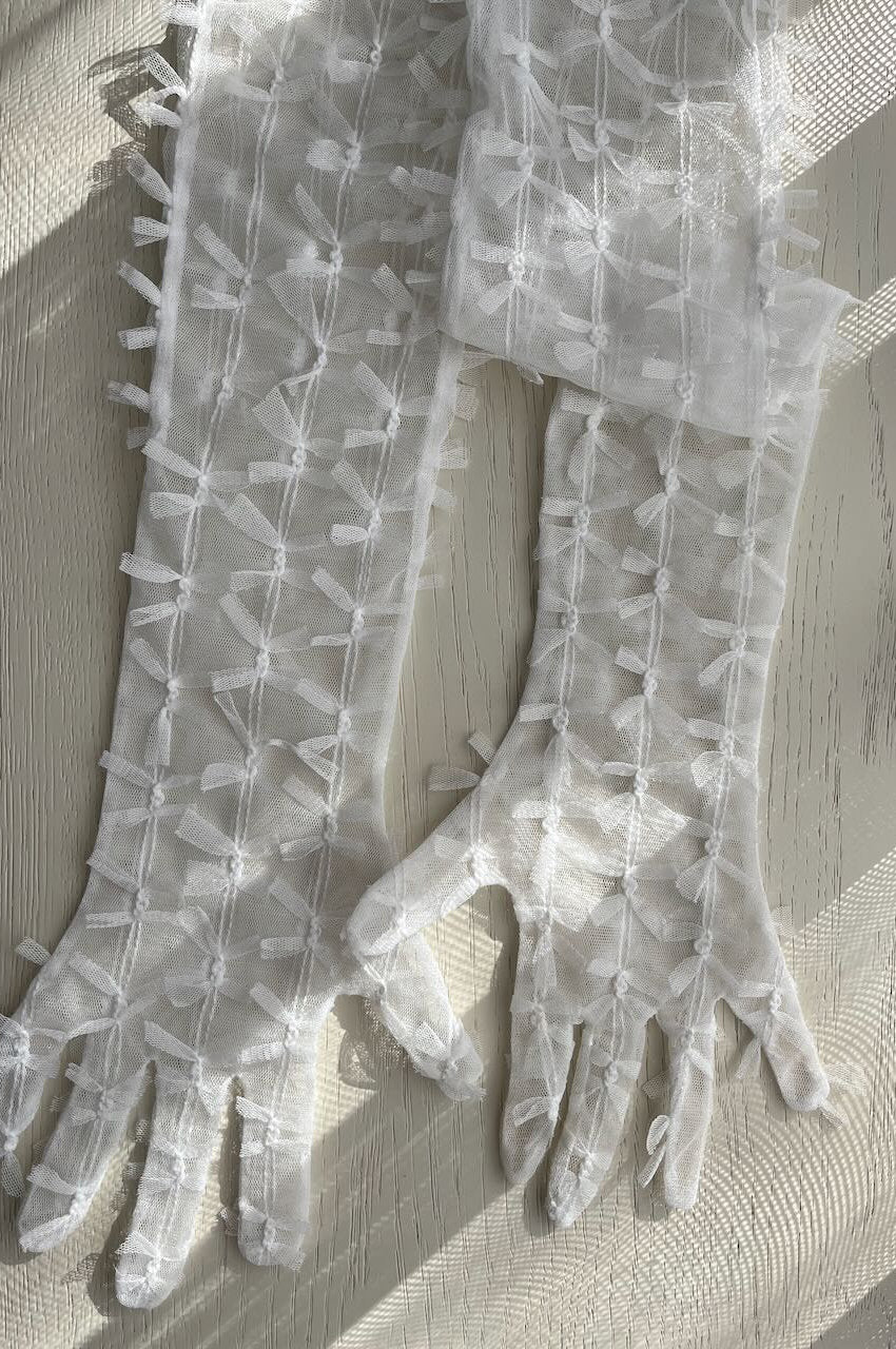7.26 Rumi Gloves Sample