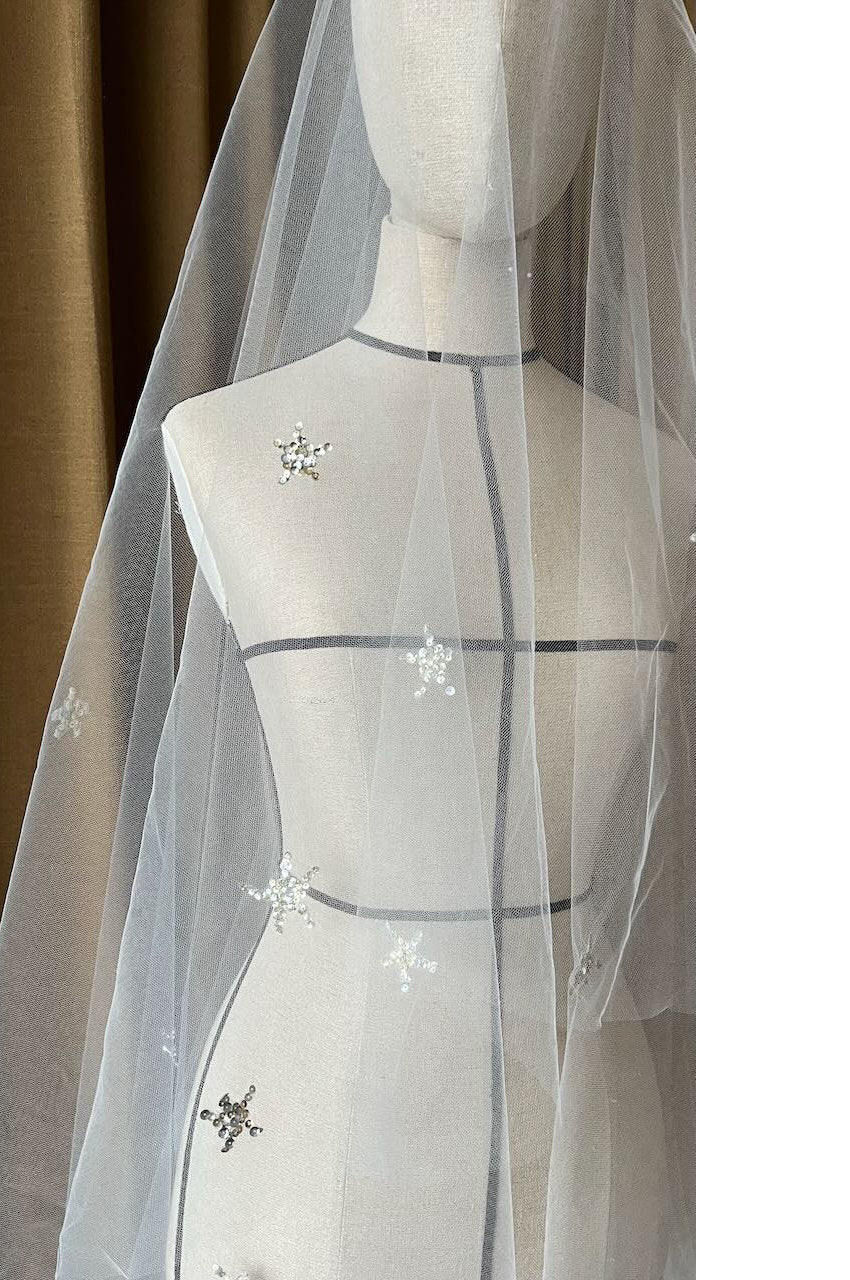 4.2 Sequin Star Veil - Two Tier Sample